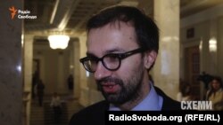 Народний депутат Сергій Лещенко переконаний, що телефонний дзвінок з його номера 13 листопада – не телефонний розіграш, а попередження