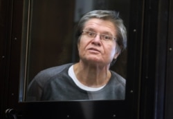 Former Russian Economy Minister Aleksei Ulyukayev attends a court hearing in Moscow in April 2018.