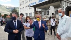 Šef Delegacije EU u BiH, ambasador Johann Sattler i ministar zdravlja i socijalne zaštite RS-a Alen Šeranić