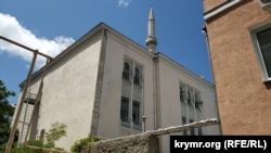 Мечеть в Севастополе с трех сторон зажата жилыми домами