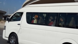 Diňle: Maryda gatnaýan minibuslar azalýar, ýolagçylar kösenýär