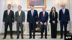 Участники переговоров в Вашингтоне 14 апреля