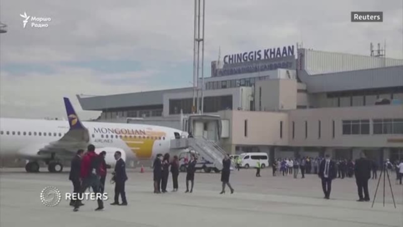 Чингисханан цIарах керла аэропорт схьайиллина Монголехь