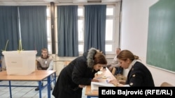 Biračko mjesto u Istočnom Sarajevu, 23. novemabr 2025.