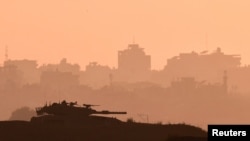 Ізраільскі танк каля мяжы з Газай. Архіўнае фта