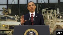د امریکا ولسمشر براک اوباما په افغانستان کې د خپل سفر پر مهال خپل ولس ته وینا کوي