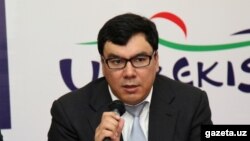 Ўзбекистон президенти топшириғига кўра, мамлакатда спорт ва туризм соҳасини вақтинча бош вазир ўринбосари Азиз Абдуҳакимов (суратда) бошқариб туради