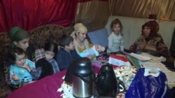 В Душанбе семья из 23 человек почти год живет в палатке