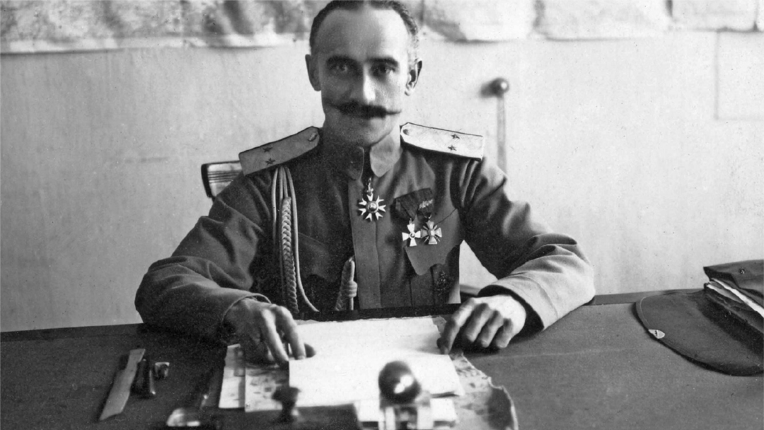Они до сих пор считают его врагом". Спустя сто лет после расстрела генерала Богословского ФСБ не открывает доступ к его делу