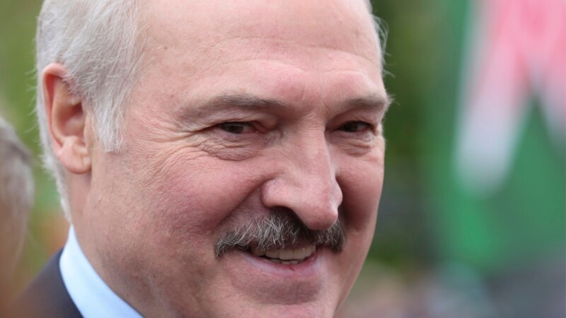 Президент Беларуси Лукашенко отправил правительство в отставку