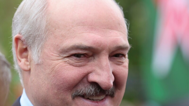 Prezidentlik saýlawlarynyň öňýany Belarus prezidenti hökümeti işden aýyrdy