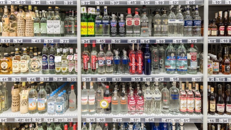 Двум жителям Ялты грозят тюремные сроки за производство суррогатного алкоголя – Следком