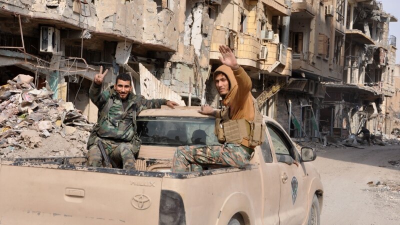 Forcat siriane pro-qeveritare depërtojnë në Afrin të Sirisë