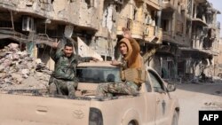 Syrian government forces have reportedly taken control of Albu Kamal, a town near the border with Iraq. (illustrative photo)
