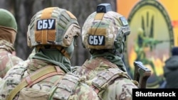 СБУ повідомляє про затримання чотирьох людей у Києві, Рівному та Миколаєві