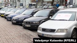 Українці вже розмитнили десятки тисяч авто з іноземною реєстрацією