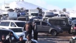 Сокинони вилоят сарвазири Арманистонро ба устонашон роҳ надоданд