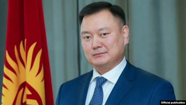 Дүйшөнбек Зилалиев.