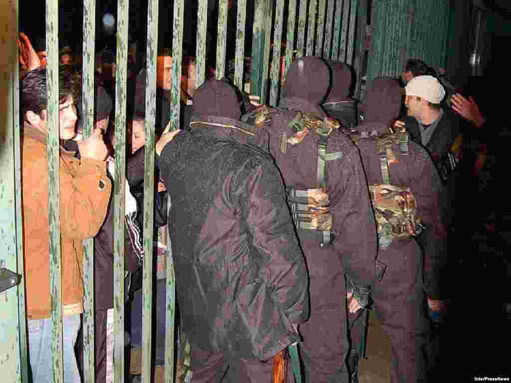 Police stand guard in Tbilisi on November 07, 2007 at the Georgian opposition TV station Imedi. It led coverage of the anti-government protests. The station went off the air after the country's special forces stormed the building . Imedi is Tavisupleba's partner on radio and TV. Since the police intervention, Tavisupleba's broadcasts have also been off the air and all radio and TV broadcasts were stopped with the introduction of the state of emergency. Georgian Public Broadcast was the exception and continued broadcasting. (InterPressNews photo)