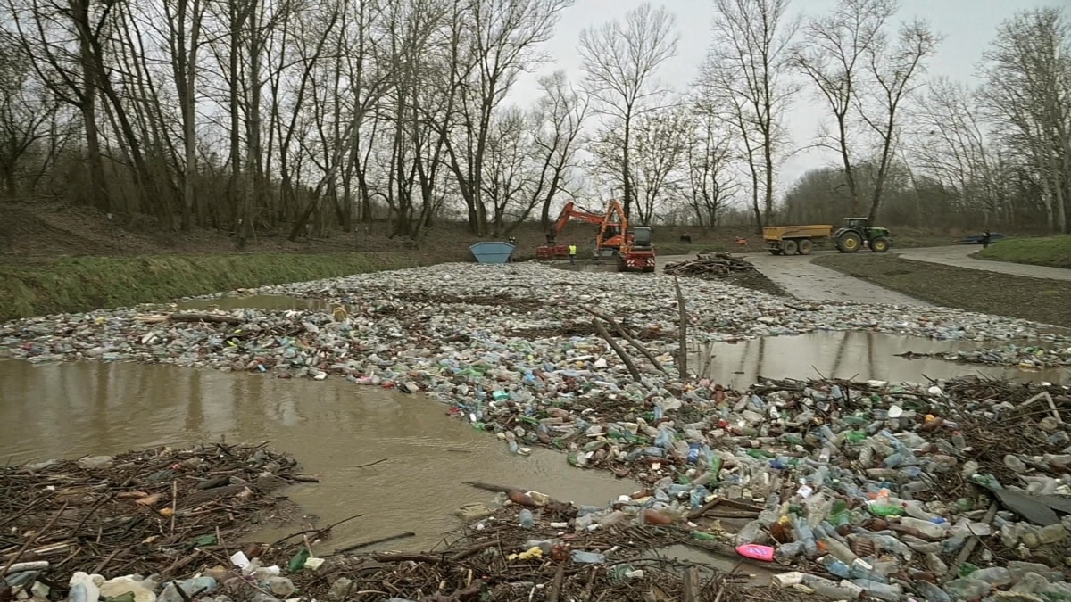 3 perc: Már legalább másfél évtizede megállíthatatlanul nő a lakossági hulladék mennyisége a Tiszában