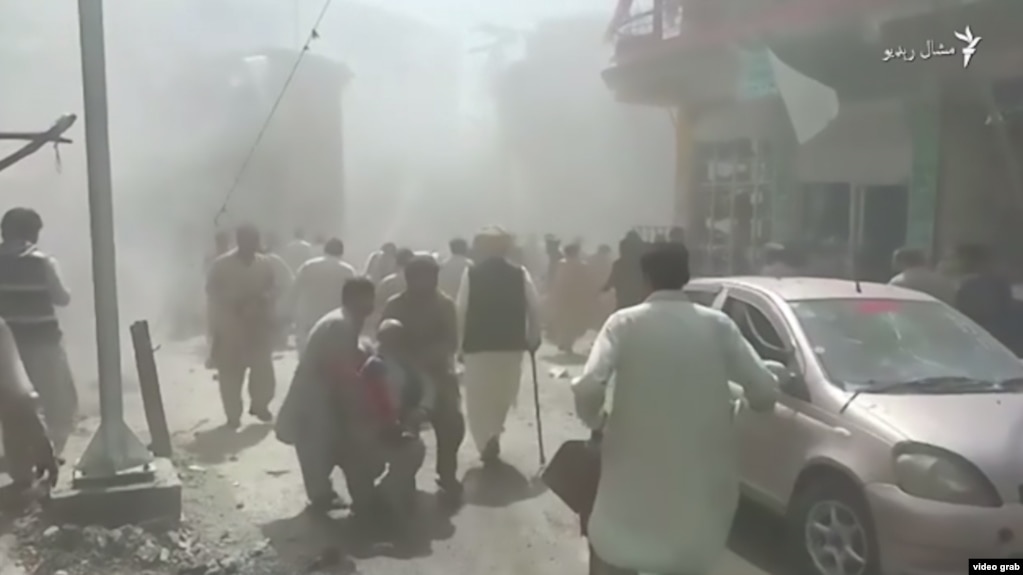 A screen grab of the aftermath of a deadly blast in Parachinar, Pakistan, that killed at least five people on March 31.