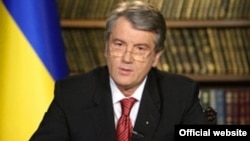 President Victor Yushchenko announcing the dissolution of parliament