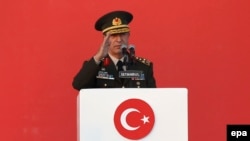 Turkish Defense Minister Hulusi Akar (file photo)