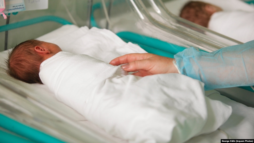 Problema avorturilor este una delicată pentru multe state din UE care se confruntă cu o scădere demografică.