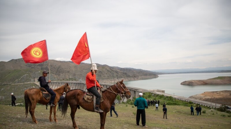 Чегара: Ўзбекистон Қирғизистонга қайси ерларни берди?

