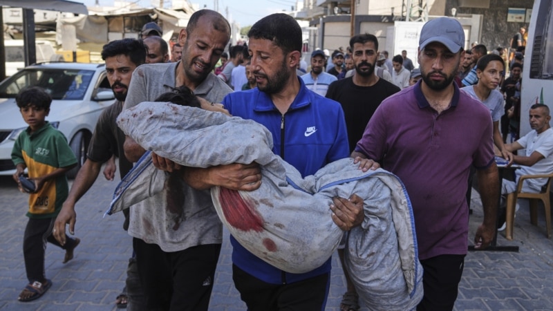 Zece persoane, între care şase copii, ucise la un punct de colectare al apei, din Gaza, spun serviciile de urgenţă