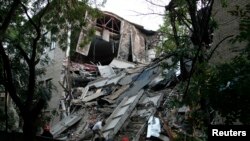 Донецкіде жарылыстан қираған Ұлттық экономика және сауда университетінің ғимараты. Украина, 29 маусым 2017 жыл.