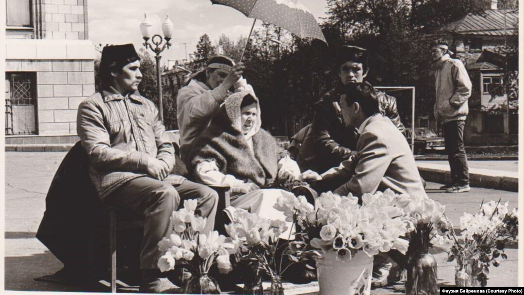 Ачлык тоту чарасы, май 1991 ел