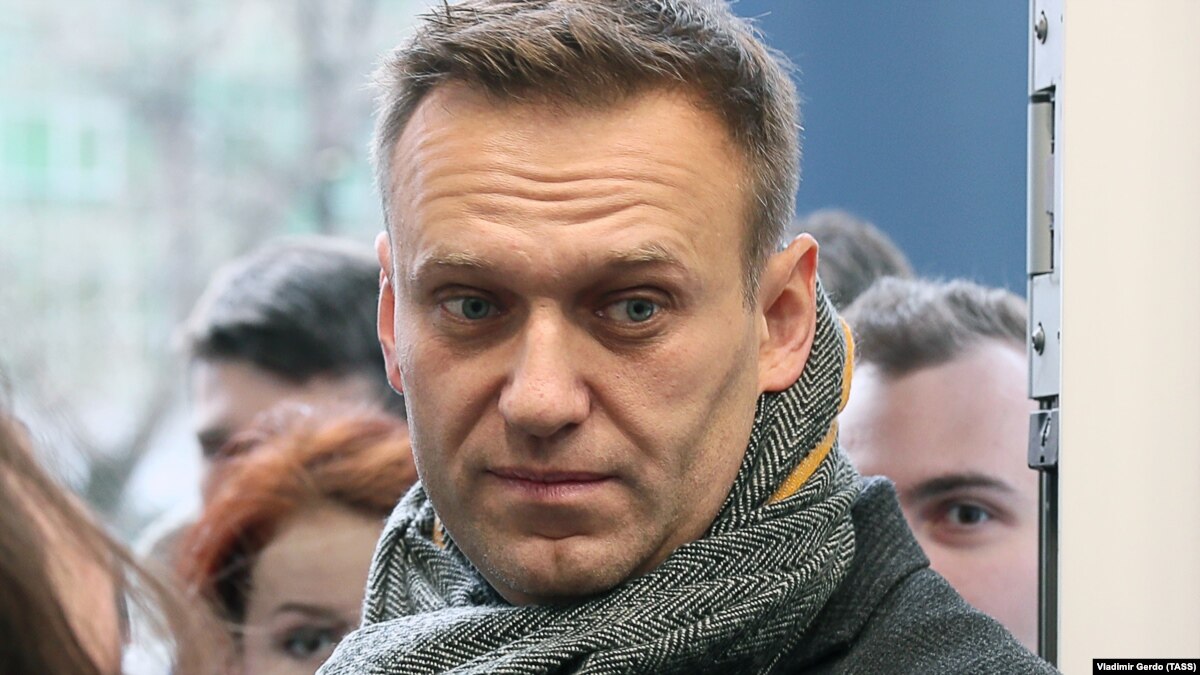 Либералы назвали Навального проституткой 7883D7F5-D2E7-4D50-92DF-C7A46239DE5D_w1200_r1_s