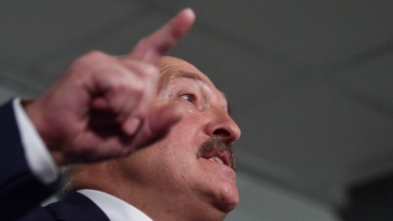 Kreml Lukaşenkanyň saýlawlara gatyşmak baradaky sözlerini ret etdi