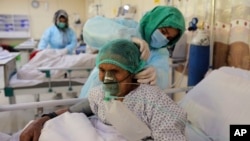 While international aid and private investments helped build hundreds of advanced medical labs and imaging facilities over the past two decades, these facilities are now often staffed by unqualified medical personnel and lack proper equipment and test kits. (file photo)