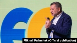 Ахтем Чийгоз во время съезда партии «Европейская солидарность». Киев, 9 июня 2019 года