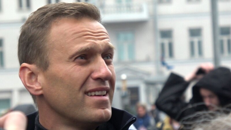 В Минздраве РФ считают, что Навальный мог впасть в кому без видимых причин