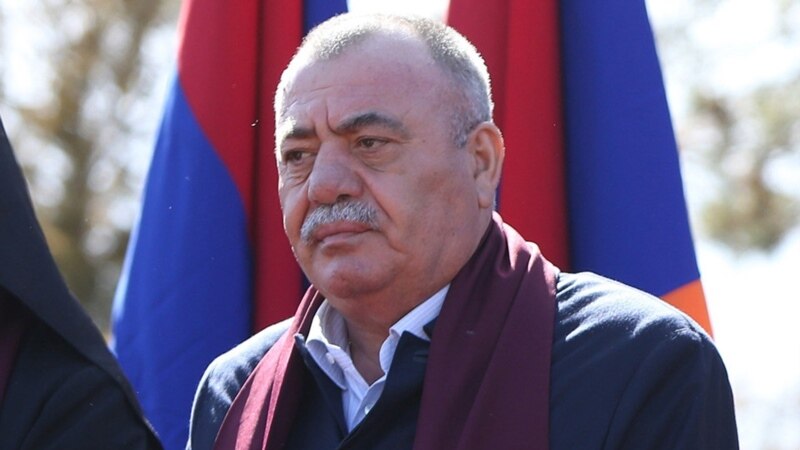 Jailed Armenian General Offers Land To State