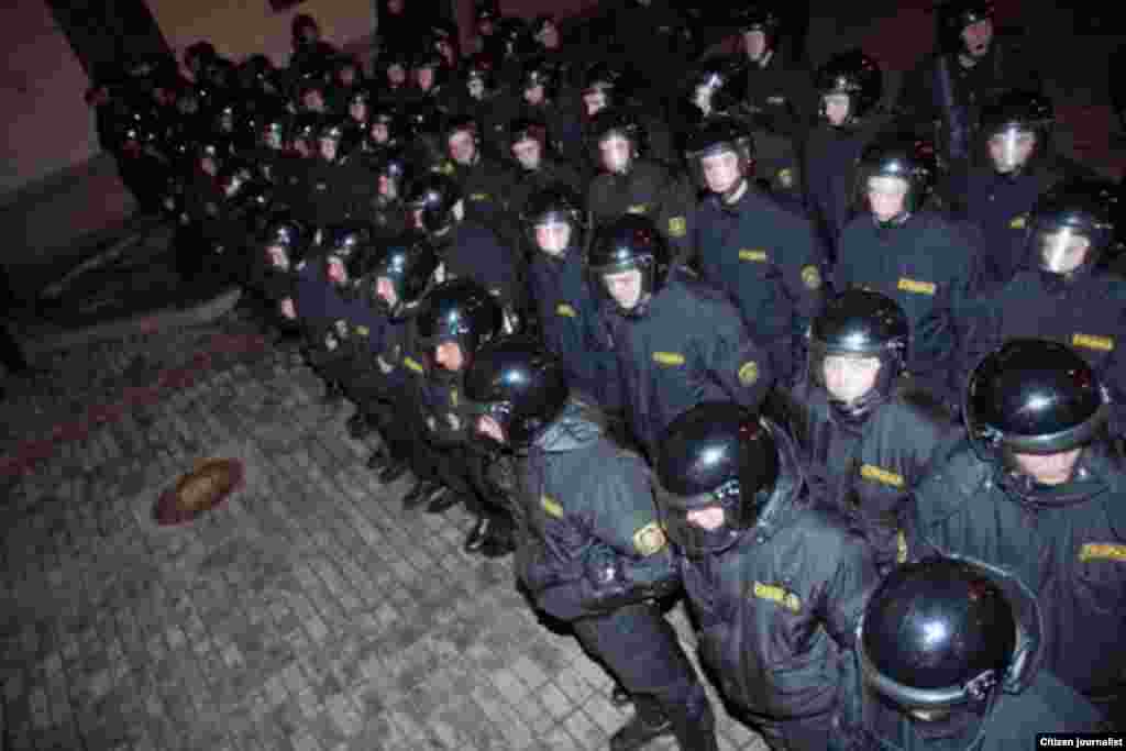 Belarusian police amass ahead of Freedom Day celebrations in the capital, Minsk, on March 25. - Opposition leaders and activists hold public actions to commemorate the creation of the Belarusian People's Republic (BNR) in 1918. The government does not recognize Freedom Day. Photo by Artsyem Lyava
