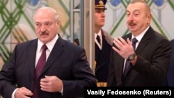BELARUS -- Belarussian President Alyaksandr Lukashenka (L) meets with his Azeri counterpart Ilham Aliyev in Minsk, November 19, 2018