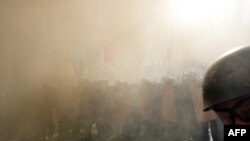 Ciocniri în fața ăarlamentului din Kiev.