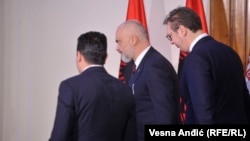 Zaev, Rama i Vučić na sastanku u Novom Sadu na kojem je potpisana deklaracija o "malom Šengenu", 10. oktobar 2019. 