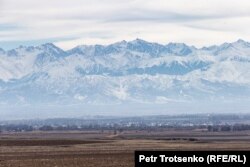 Вид на горы в Жамбылской области. 26 февраля 2020 года.
