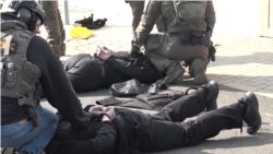 Зеленський «направляє» ЗСУ до Орбана, а Угорщина затримує українських інкасаторів