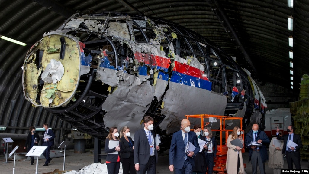 Нідерланди. Реконструкція літака рейсу MH17