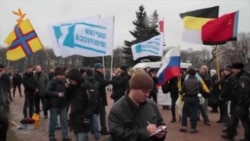 Националисты мешают акции "Петербург за Майдан"