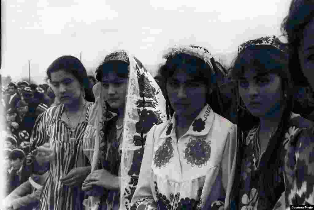Ҷашни Наврӯз дар Тоҷикистон, 21-уми марти соли 1991 - Tajikistan - Nawruz celebration in Dushanbe in 1990