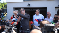 Predsjednik Srbije Aleksandar Vučić posjećuje porodičnu kuću u selu Čipuljić pored Bugojna u BiH, u pratnji mu je Milorad Dodik, predsjednik SNSD-a, 3. avgust 2026.