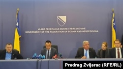 Konferencija za medije ministra energije u Vladi FBiH Vedrana Lakića sa rukovodstvom kompanije AFS Infrastructure and Energy LLC, Joe Flynnom i Jesse Binnallom, Sarajevo, 2. april 2026.