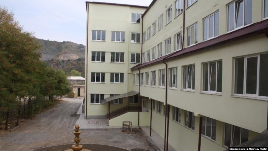 В «красной зоне» Республиканского многопрофильного медицинского центра проходят лечение 201 человек с диагнозом пневмония